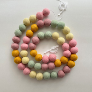 Felt Wool pom pom Garland